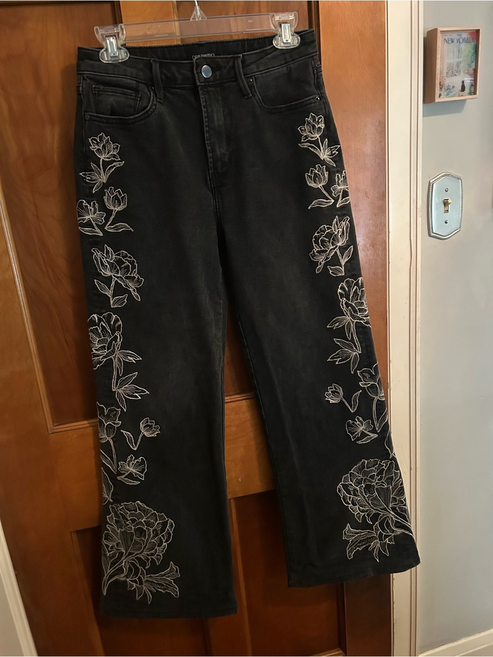 DRIFTWOOD Black Wide-Leg Jeans with White Floral Embroidery